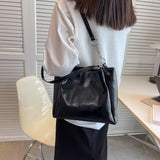 Women's Casual Shoulder Bag Large-capacity Underarm Bag