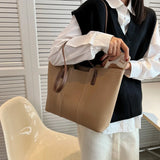 PU Leather Leisure Women Fashionable Handbags with Large Capacity
