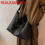 2023 Retro Large Capacity Shoulder Bag for Women