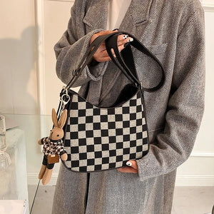 2023 Fashion Ladies Shoulder Bag Retro Plaid Saddle Bag