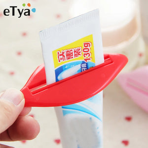 2pcs Portable Toothpaste Extruder Travel Accessories Unisex Organizer
