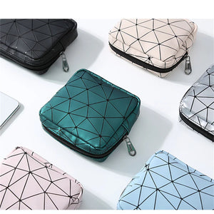 4Color Sanitary Pad Bags Organizer Women Pad Pouch Portable Makeup Bags