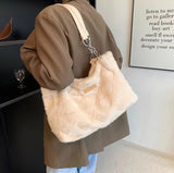 Lee Furry Oversized Bag Love Heart Pattern Lightweight Tote Bag