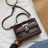 Retro Rivet Messenger Bag Wave Version Women Shoulder Small Square Bag