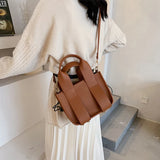 Rivet Shoulder Bags For Women Solid Messenger Bags Vintage Lady HPS1049
