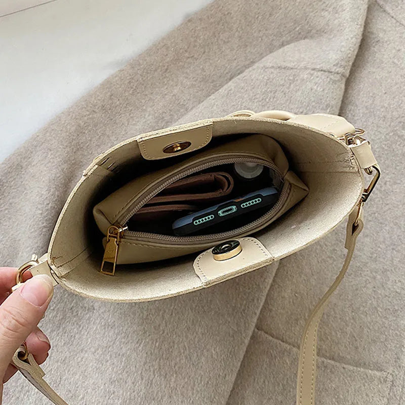 Vintage Rivet Bucket Bag Soft Leather Crossbody Shoulder Bag HPS952