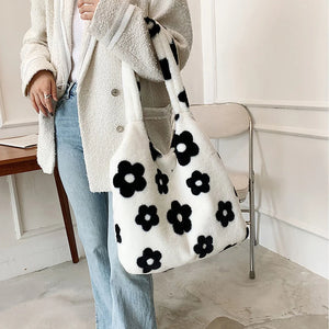 Cashmere Shoulder Bag High Appearance Level