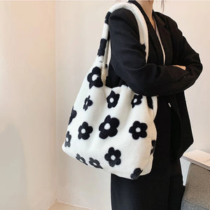 Cashmere Shoulder Bag High Appearance Level