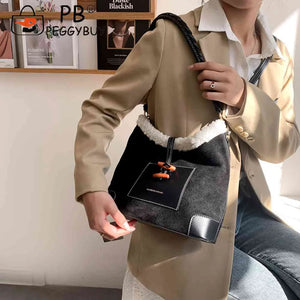 Lamb Wool Stitching Faux Fur Tote for Holiday Party