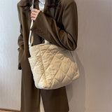 Quilted Crossbody Bag Large Capacity Shoulder Bag for Women