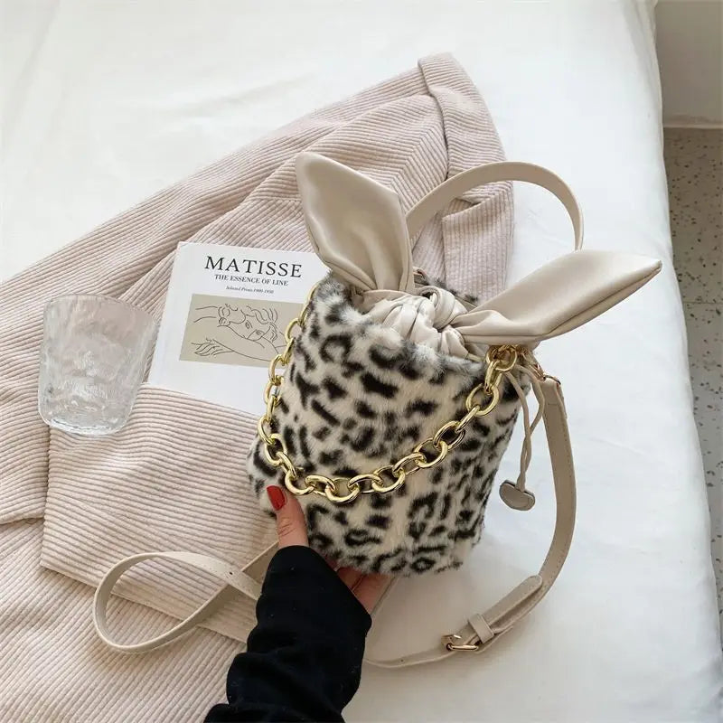 Advanced Niche Furry Bag Women's Crossbody Bucket Bag