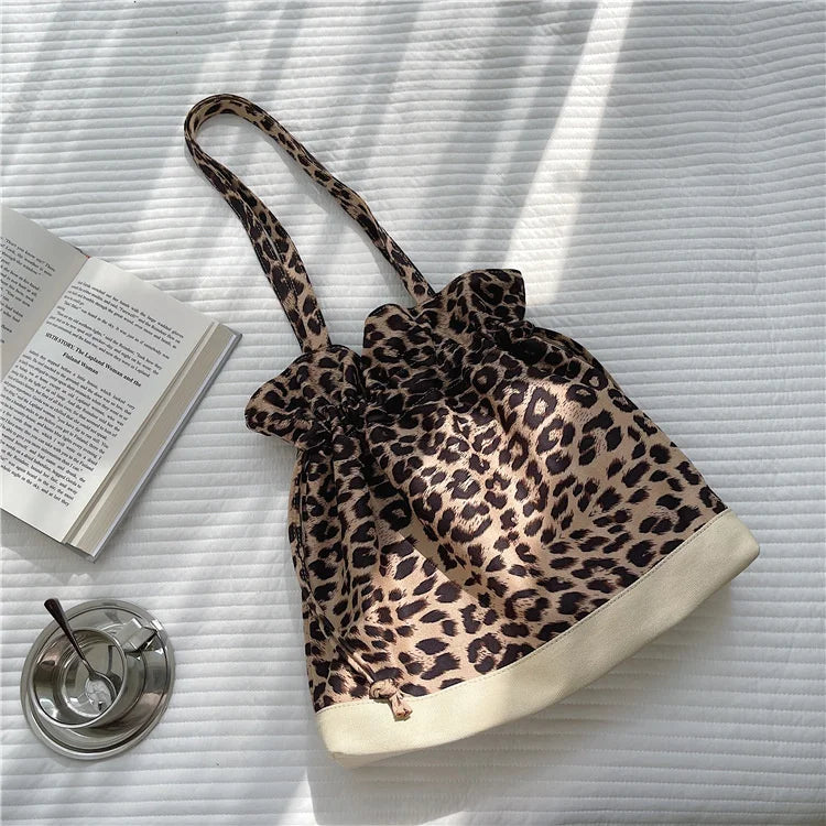 Versatile Nylon Handbag For Women Travel Shoulder Bags