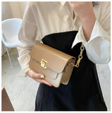 Women Saddle Shoulder Bags Chain Pu Leather Messenger Bags Retro Purse