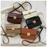 Women Saddle Shoulder Bags Chain Pu Leather Messenger Bags Retro Purse