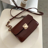 Women Saddle Shoulder Bags Chain Pu Leather Messenger Bags Retro Purse