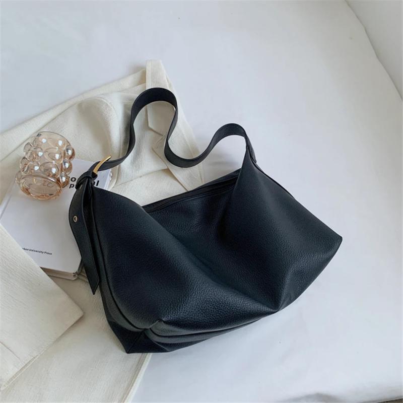 Women's Large Capacity Shoulder Bag Travel Handbag Purses Crossbody Tote