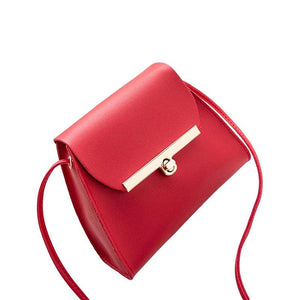 Red Square Shoulder Bag with Zipper Pocket and Chain Strap