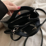 Vintage Crocodile Pattern Pu Leather Handbag Casual Women's Shoulder Bag