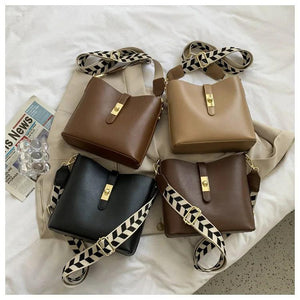 Women Bucket Bag Fur Ball Crossbody Shoulder Strap Handbag