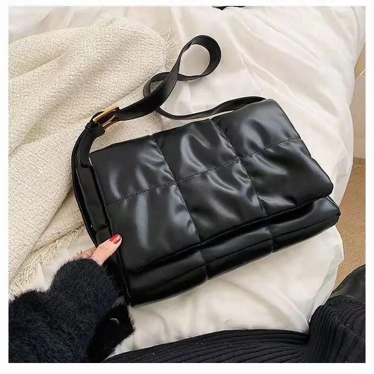 Large Capacity Women's Shoulder Bag Down Texture Messenger Bag