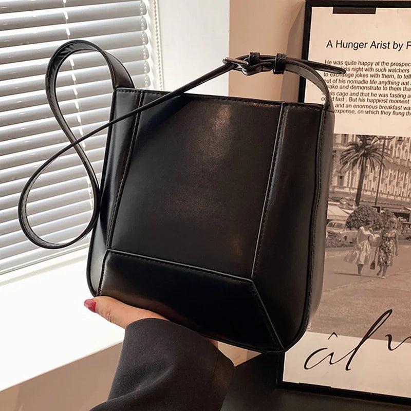Women Red Shoulder Bag Leather Handbags Casual Big Tote Female Bucket Bag