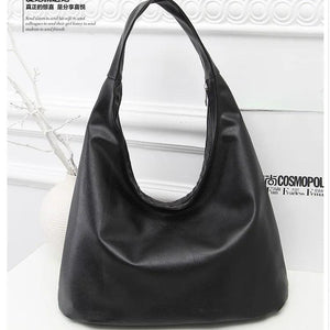 European American Large Capacity Shoulder Bag