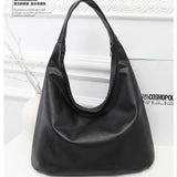 European American Large Capacity Shoulder Bag