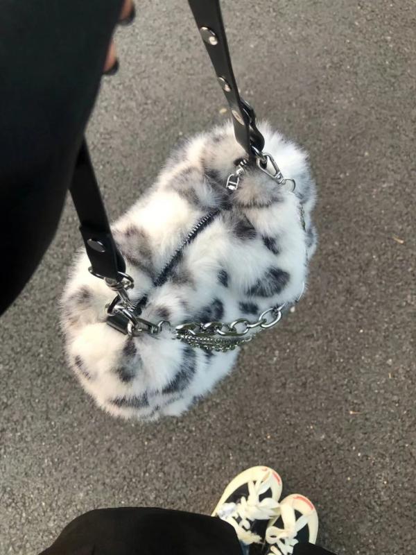 Spice Girl Leopard Plush Chain Underarm Bag