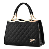 Solid Rhombic Metal Butterfly Ladies Hand Bags