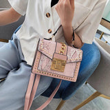 Vintage Serpentine Shoulder Bag Women's Bag Chains Mess