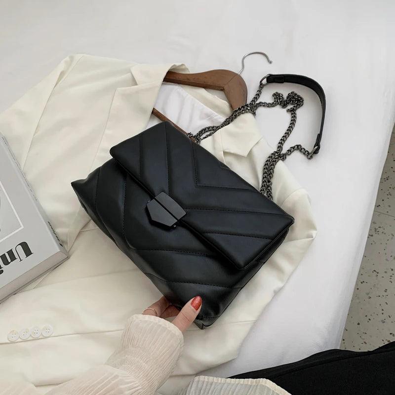 High-quality One-shoulder Messenger Bag with Chain Strap