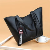 Fashionable Women's Leather Shoulder Bag
