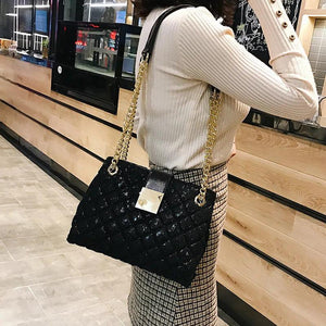 Diamond Pattern Chain Shoulder Bag for Women