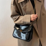 Vintage Large Capacity Women's Shoulder Bag