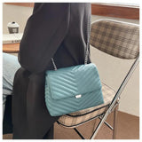 Retro Chain Crossbody Bag Women's Leather Tote