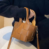 Women's Woven Shoulder Bag Portable Messenger Bucket Bag