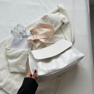 Vintage Leather Crossbody Bag for Women Winter