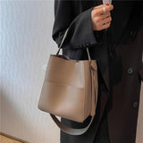 Vintage Wide Strap Bucket Shoulder Bag Large Capacity Crossbody Women