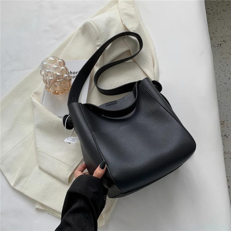 Vintage Wide Strap Bucket Shoulder Bag Large Capacity Crossbody Women