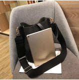 Matte PU Leather Bucket Shoulder Bag Large Capacity Retro Handbag
