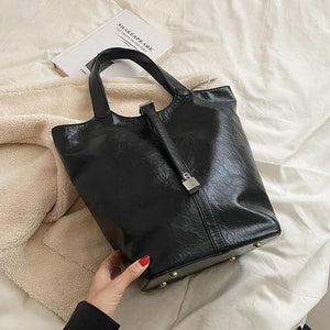 Vintage Oil Leather Shoulder Bag for Women Zipper Bucket Handbag