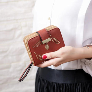 Women's Short Zipper Wallet Leather Small Clutch Bag With Hollow Out Leaves