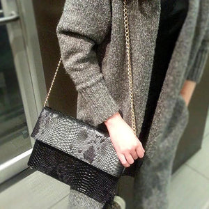 Snake Pattern Clutch Bag European Style Party Shoulder Bag