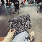 Leopard Print Ladies Clutch Multicolor Retro Flat Bag Large Capacity