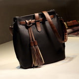 Lady Tassel Shoulder Bag Flap Bag with Tassel Detail