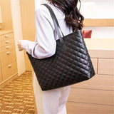 Rhombic Chain Crossbody Bag Handbag
