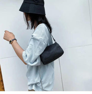 Women's Shoulder Armpit Handbag Chain Strip Cylinder Messenger Bag