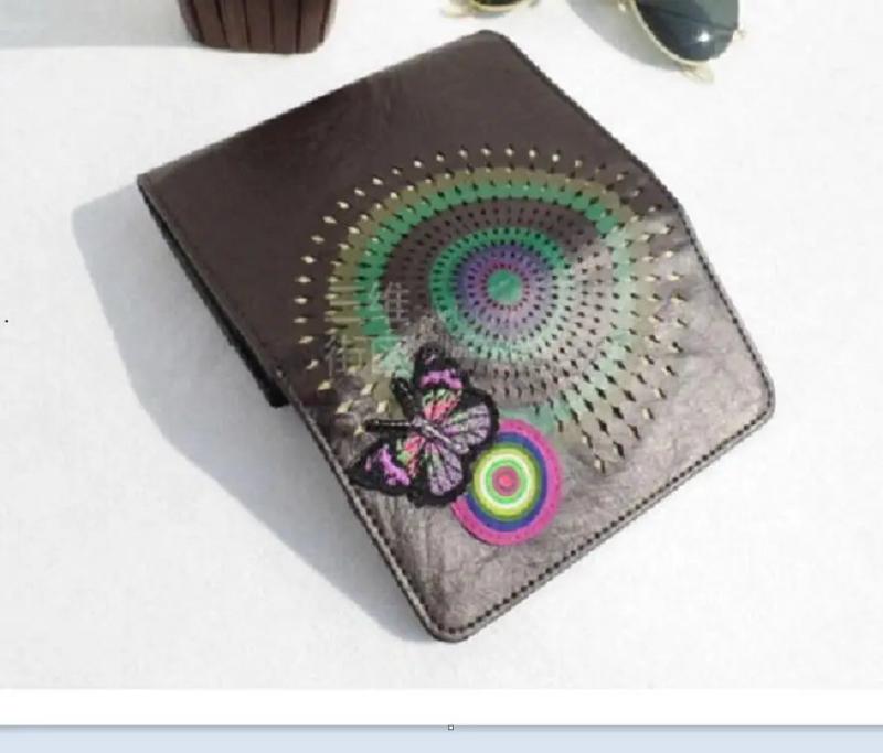 Spain embroidered butterfly openwork wallet