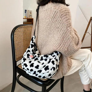 Women Cow Pattern Shoulder Bag Large Capacity Plush Zipper Crossbody Pouch
