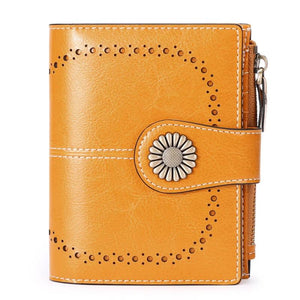 Women's Short Oil Wax Skin Wallet with Zipper and Card Holder